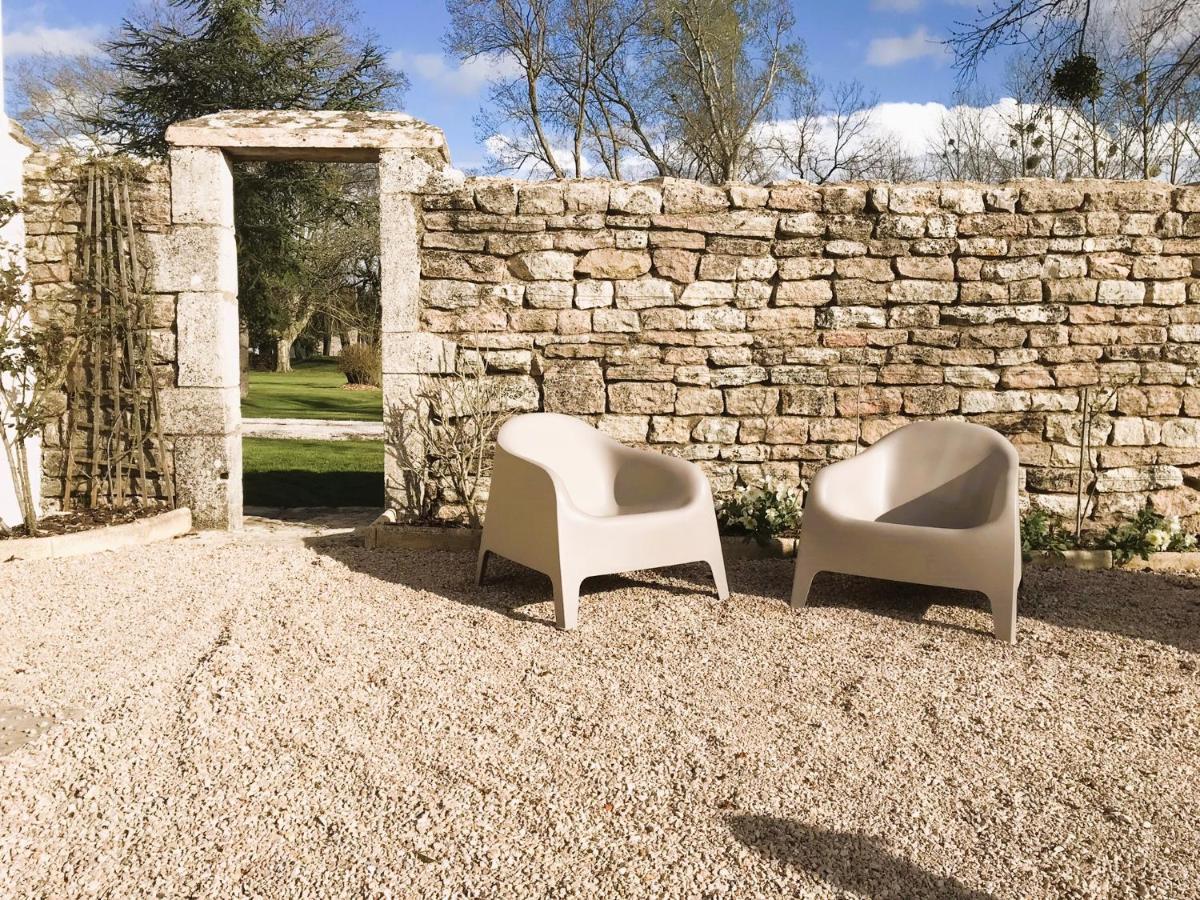 Domaine Pont Juillet Bed & Breakfast Fontaines  Exterior photo
