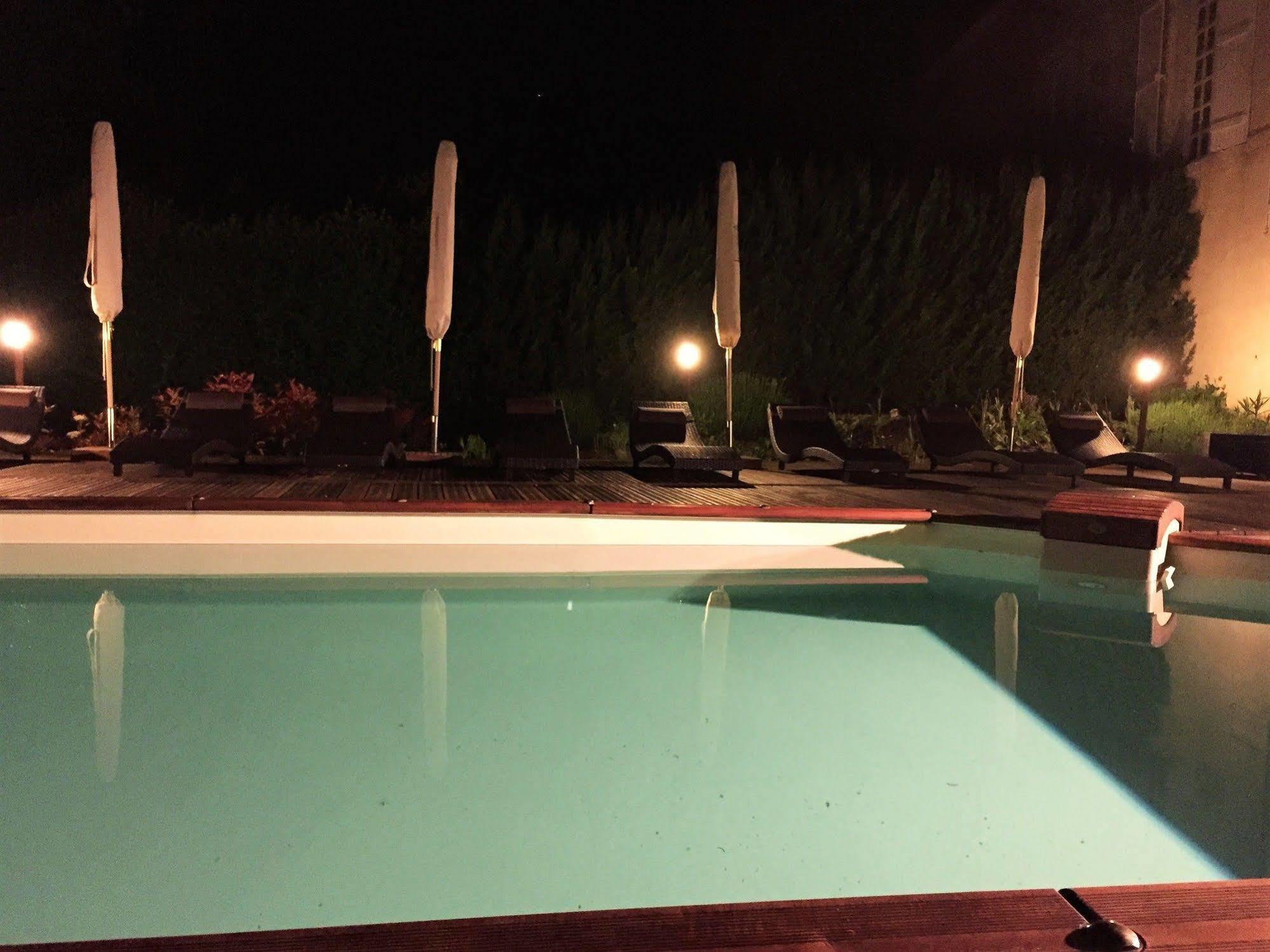 Domaine Pont Juillet Bed & Breakfast Fontaines  Exterior photo